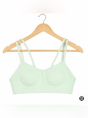 Lululemon Like a Cloud Bra Light Support B/C Cup Creamy Mint Size 4